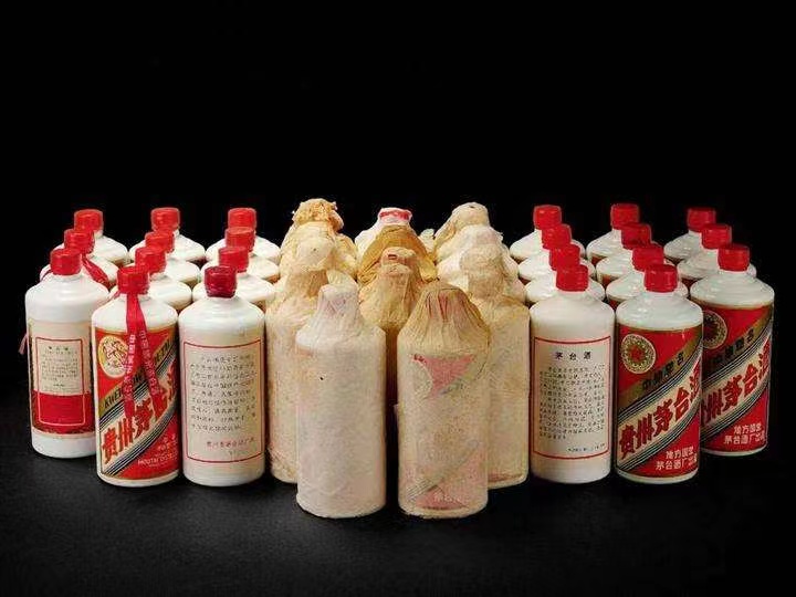 阿克苏日照岚山回收酒价格哪里回收(附近上门回收茅台酒）?