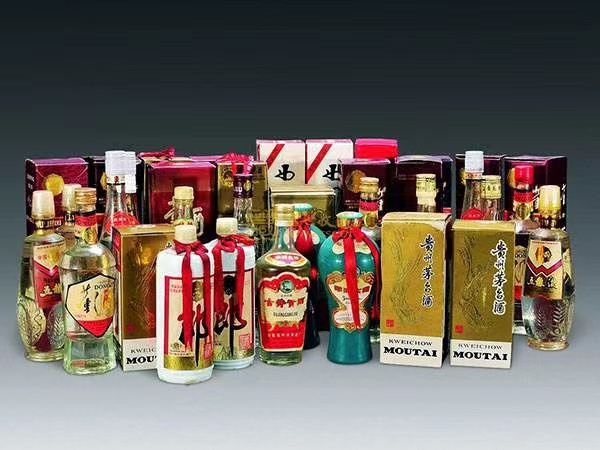 阿克苏临沂莒南回收茅台公司价格哪里回收(附近上门回收茅台酒）